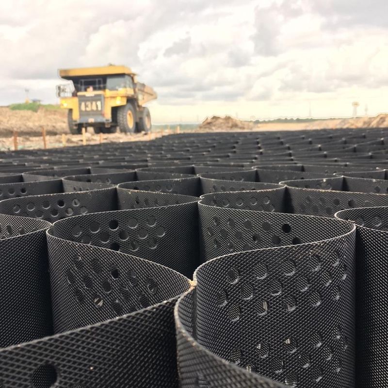 質感と穴が開たHDPEプラスチックジオセル パワーギッド 製造者 道路建設用砂岩グリッドジオセル