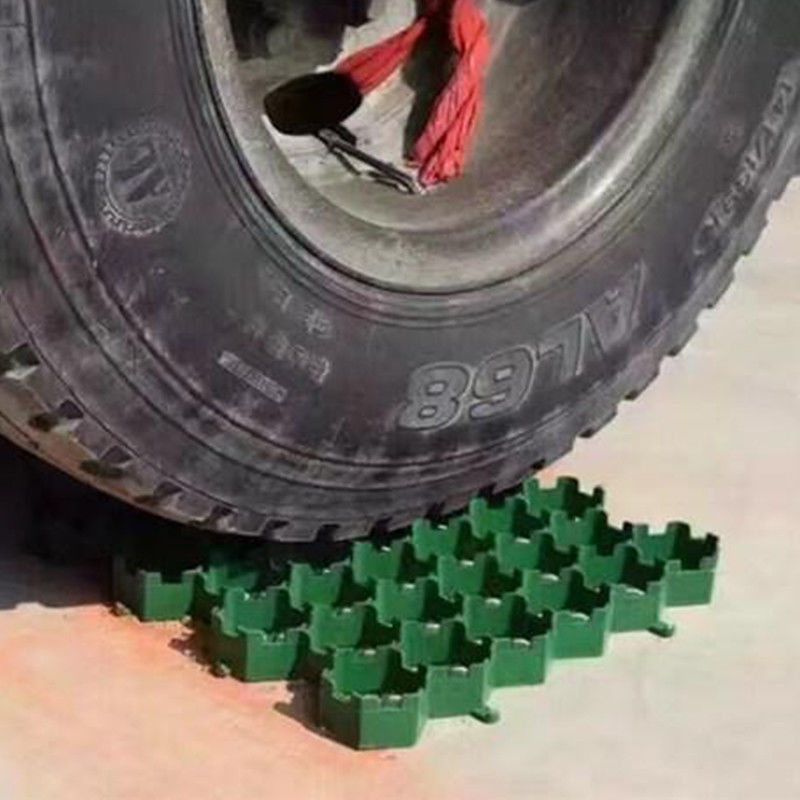 38mm/48mm/68mm プラスチックの草のグリッド 草の保護マット HDPE 舗装機 地面強化システムのためのグリッド